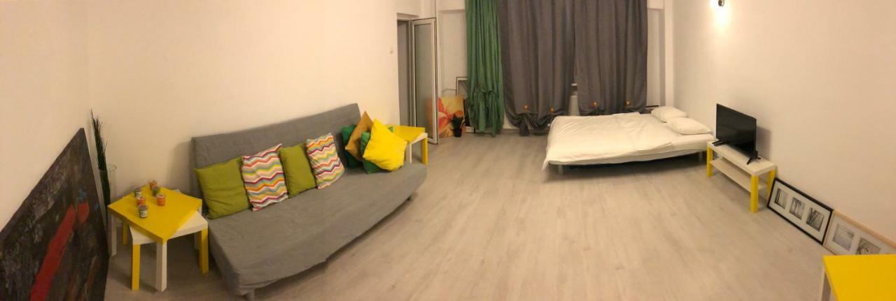 59 Apartment *